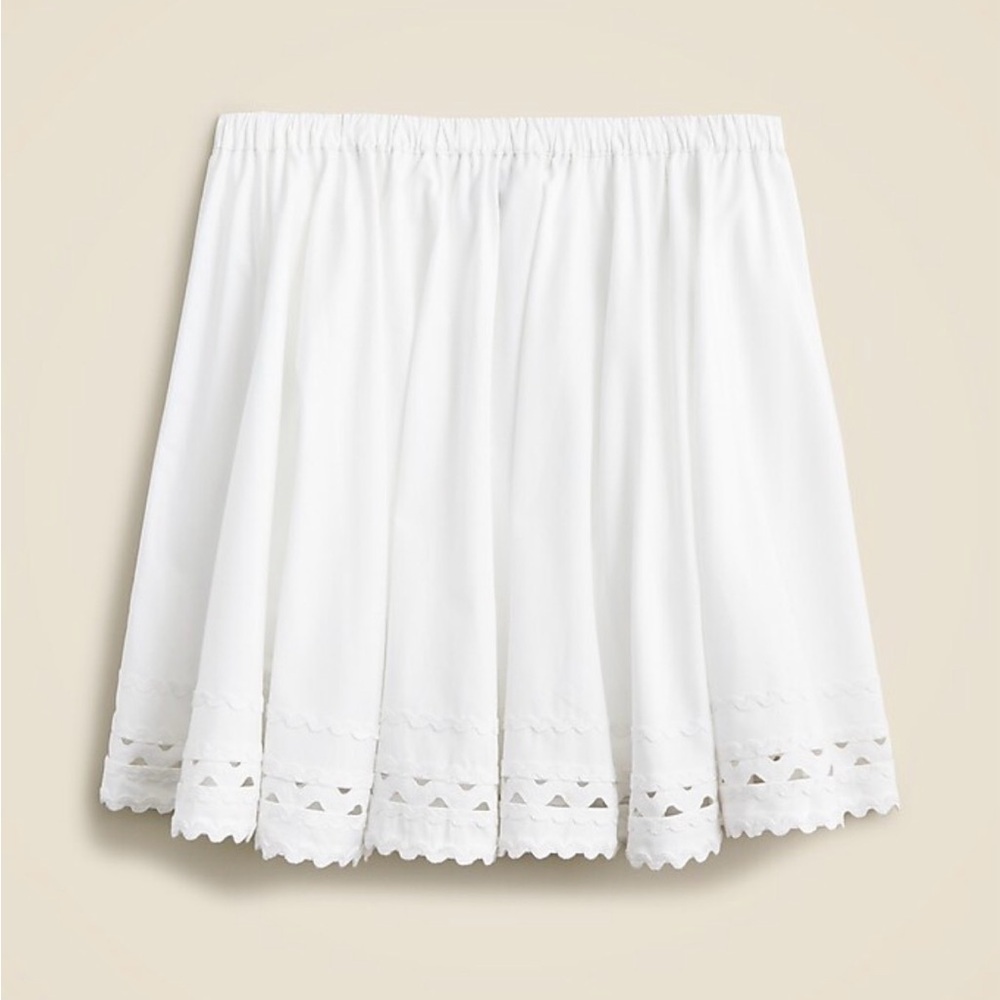 Elegant White Lace Trim Skirt